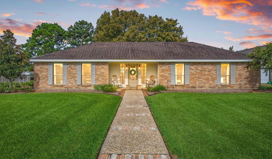 13709 Lynnedale Loop, Abbeville, LA 70510 - 3 Beds, 2 Bath