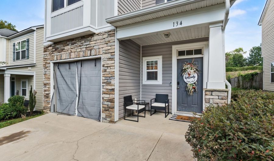 134 Potters View Rds, Blythewood, SC 29016 - 3 Beds, 3 Bath