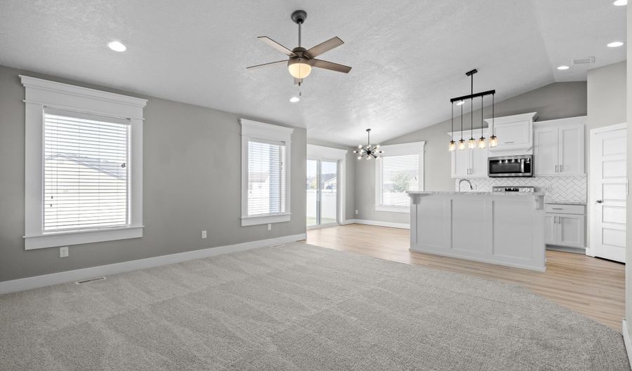 4995 Camden, Chubbuck, ID 83202 - 6 Beds, 3 Bath