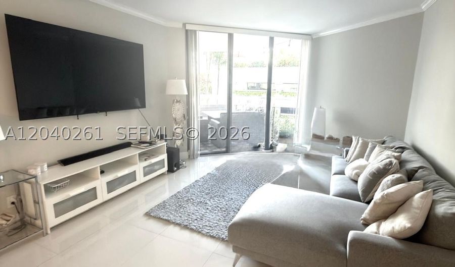 3610 Yacht Club Dr 215, Aventura, FL 33180 - 2 Beds, 2 Bath