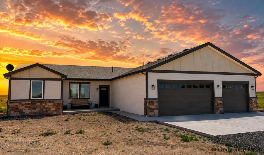 3687 SKY TRAIN Dr, Cheyenne, WY 82009 - 3 Beds, 2 Bath