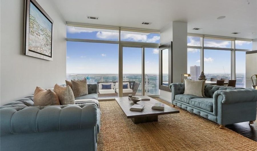 45 Ivan Allen Jr Blvd NW 2203, Atlanta, GA 30308 - 2 Beds, 2 Bath