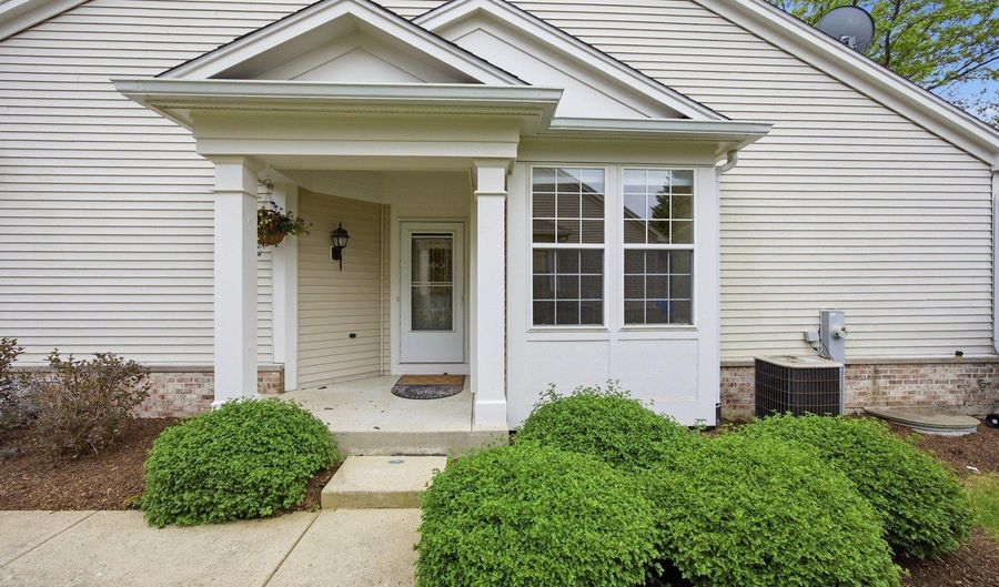 23 Brixton Ct, Algonquin, IL 60102 - 3 Beds, 4 Bath