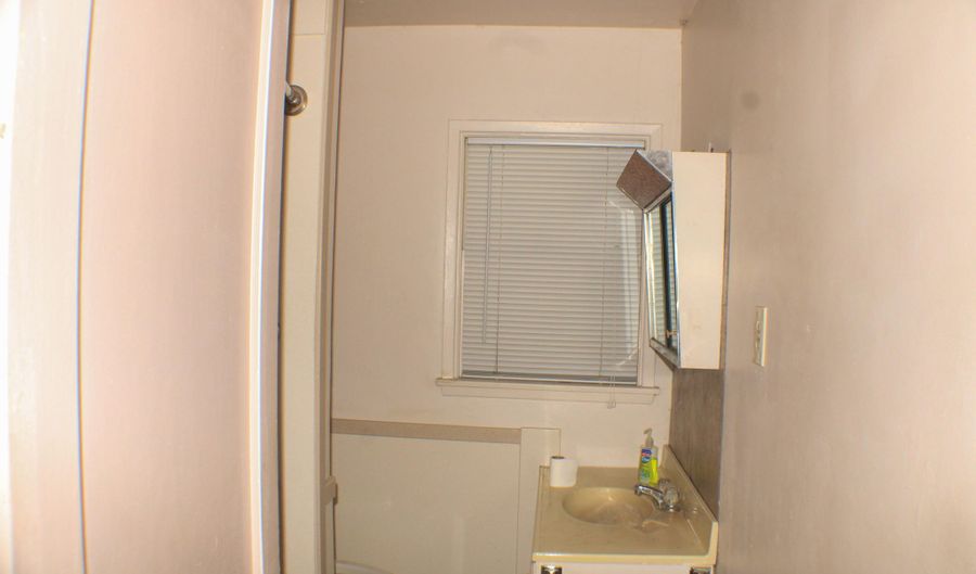 107 N 1150 W, Cedar City, UT 84720 - 4 Beds, 2 Bath