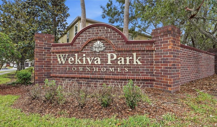 1939 SUNSET PALM Dr, Apopka, FL 32712 - 3 Beds, 3 Bath