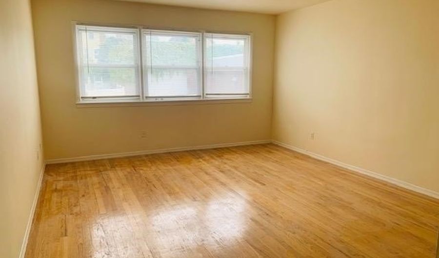 34 E 32ND St B5, Bayonne, NJ 07002 - 1 Beds, 1 Bath