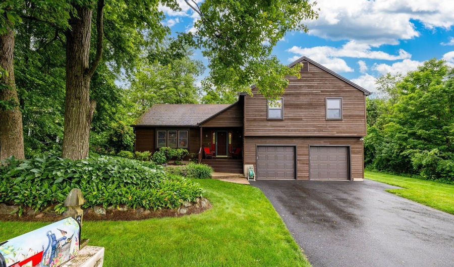 6 Old Sawmill Dr, Beacon Falls, CT 06403 - 4 Beds, 3 Bath