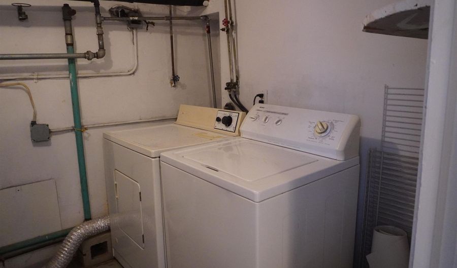 117 S Bartram Ave, Atlantic City, NJ 08401 - 2 Beds, 1 Bath