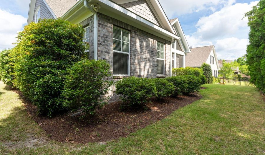 853 Bedminister Ln, Wilmington, NC 28405 - 4 Beds, 4 Bath