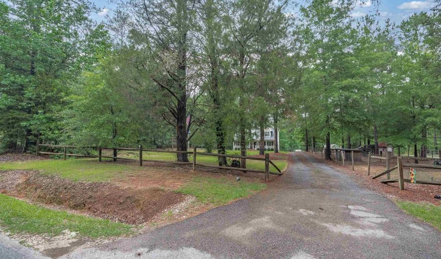 565 Portia Rd, Blythewood, SC 29016 - 5 Beds, 3 Bath
