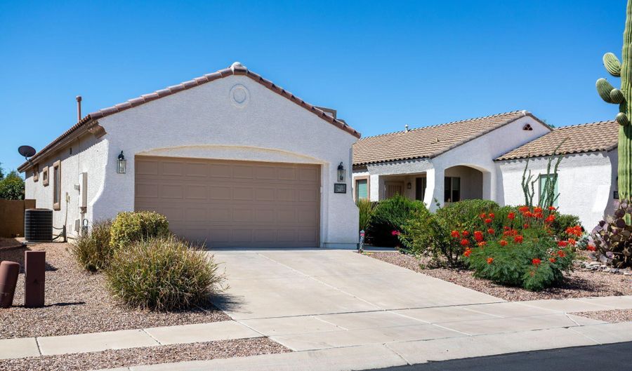 307 W Calle Media Luz, Sahuarita, AZ 85629 - 2 Beds, 2 Bath