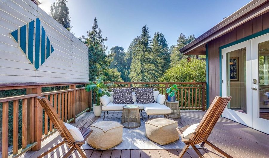 851 Burns Ave, Aptos, CA 95003 - 3 Beds, 3 Bath