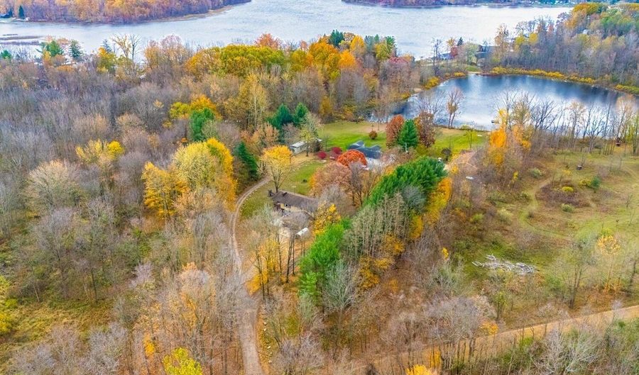 178 40th St, Allegan, MI 49010 - 3 Beds, 3 Bath