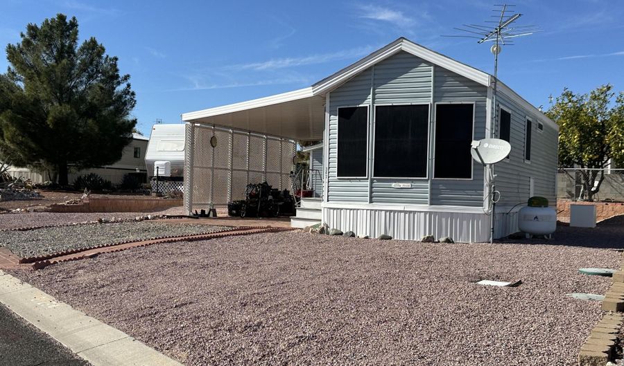 21284 W IRON EAGLE Dr .347, Congress, AZ 85332 - 1 Beds, 1 Bath