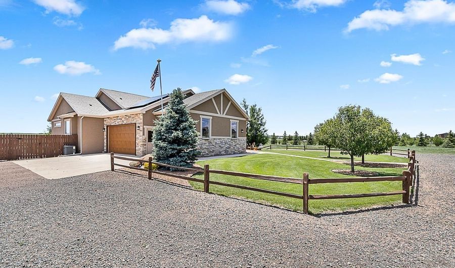 2269 CARINA Ct, Cheyenne, WY 82009 - 6 Beds, 4 Bath