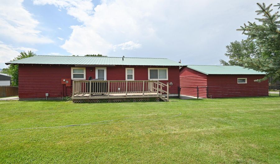 604 Cemetery Rd, Dayton, WY 82836 - 3 Beds, 2 Bath