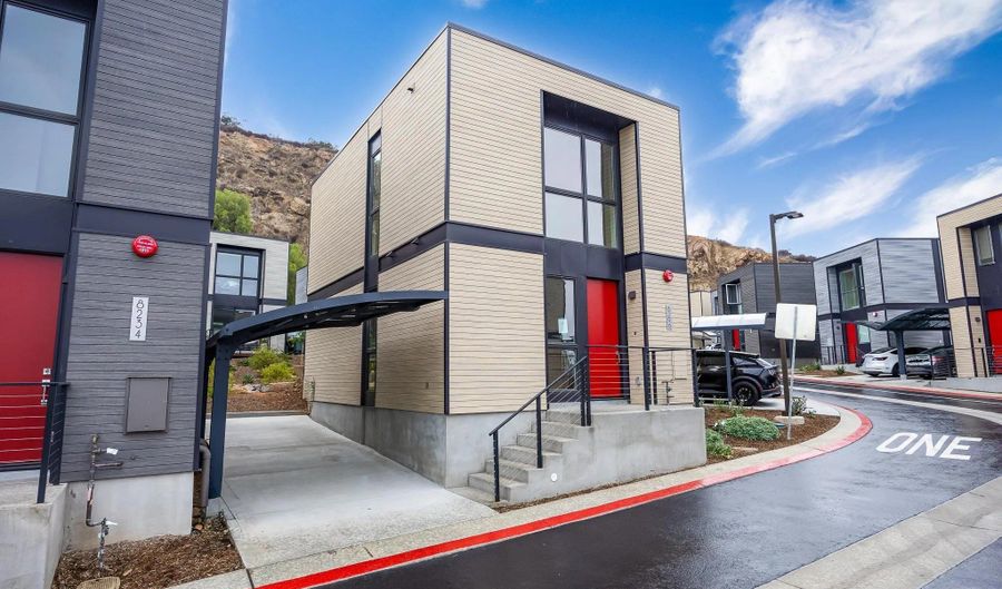 8296 High St, La Mesa, CA 91941 - 2 Beds, 2 Bath