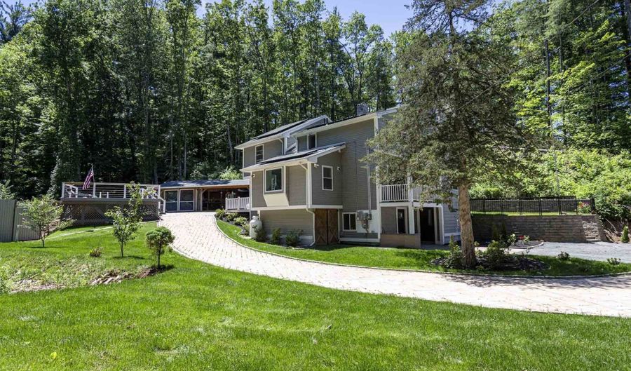 50 Chidsey Rd, Avon, CT 06001 - 4 Beds, 3 Bath