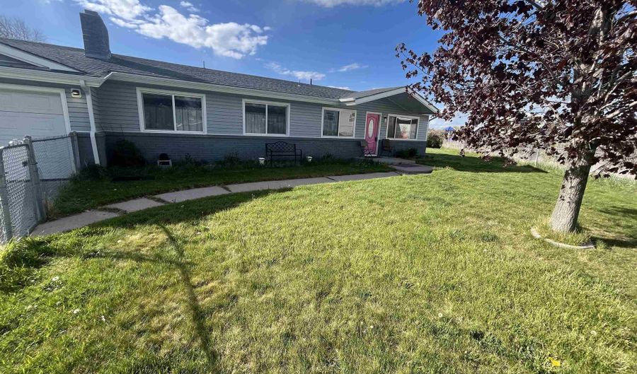 606 Boyd St, Chubbuck, ID 83202 - 4 Beds, 2 Bath