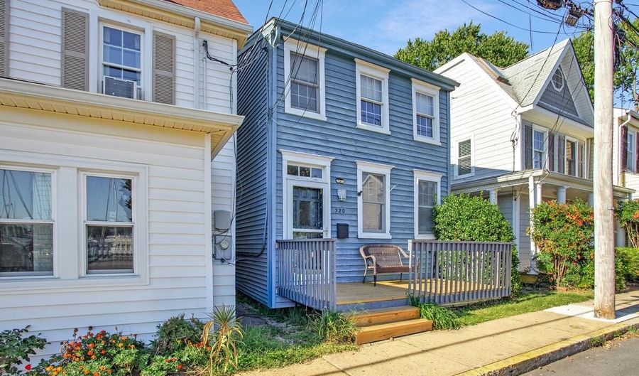 320 CHESTER Ave, Annapolis, MD 21403 - 2 Beds, 2 Bath