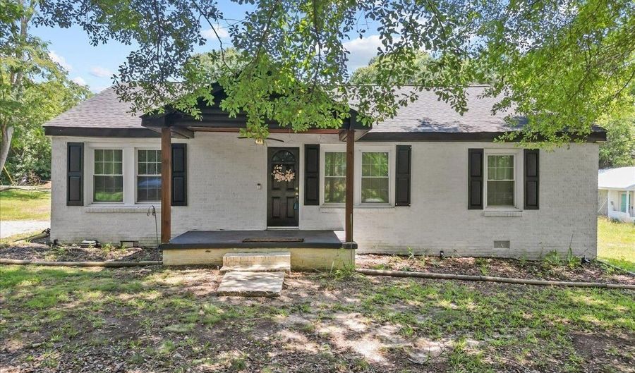 3703 Keys St, Anderson, SC 29624 - 3 Beds, 1 Bath