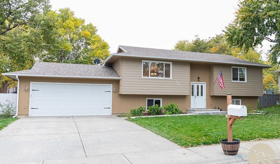 1168 Minuteman St, Billings, MT 59105 - 4 Beds, 2 Bath
