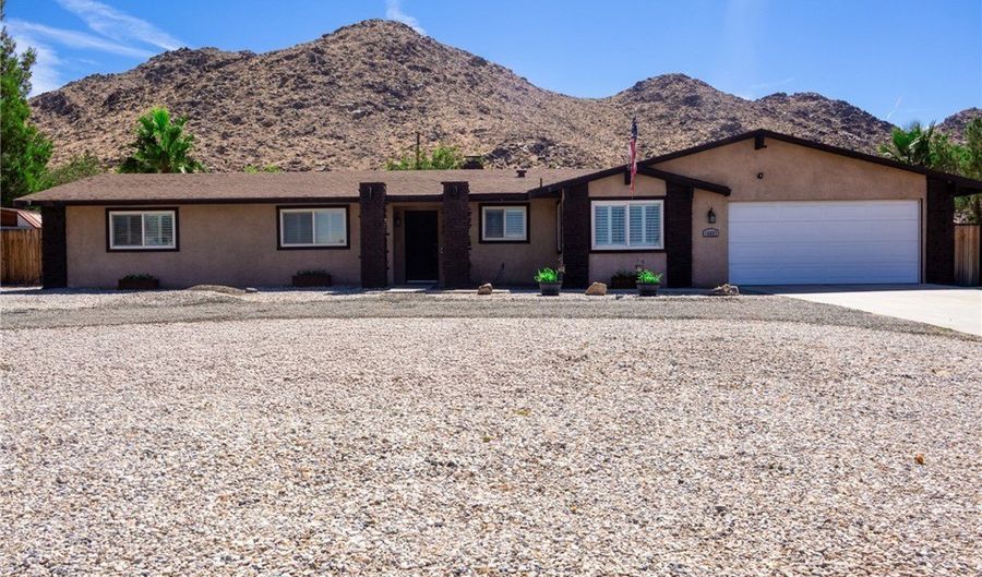 16027 Mandan Rd, Apple Valley, CA 92307 - 4 Beds, 2 Bath