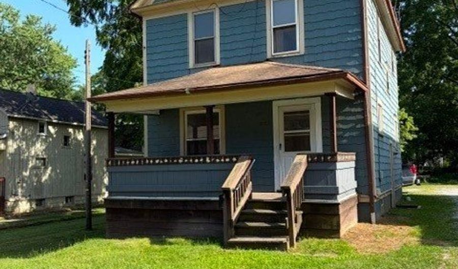 524 526 Gage St, Akron, OH 44311 - 7 Beds, 4 Bath