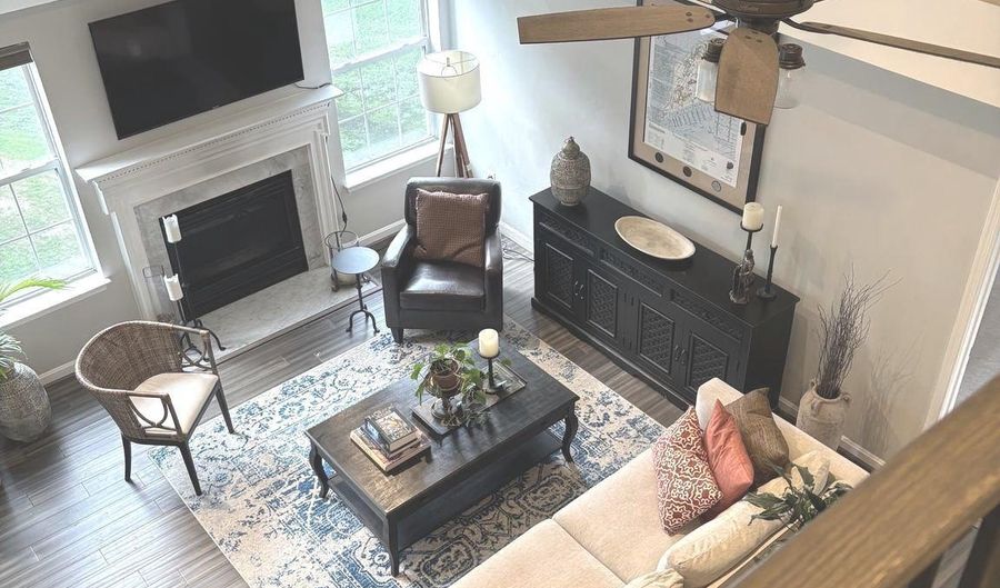 5924 FOUNDERS HILL Dr 302, Alexandria, VA 22310 - 3 Beds, 3 Bath