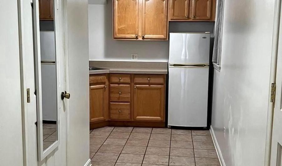 1637 FLEET St #1, Baltimore, MD 21231 - 0 Beds, 1 Bath