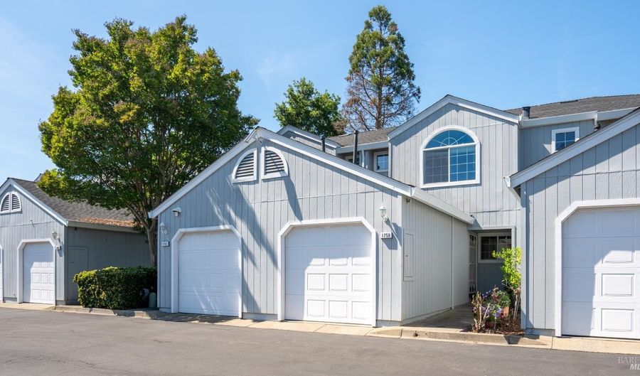 1758 Marlow Rd, Santa Rosa, CA 95401 - 2 Beds, 3 Bath