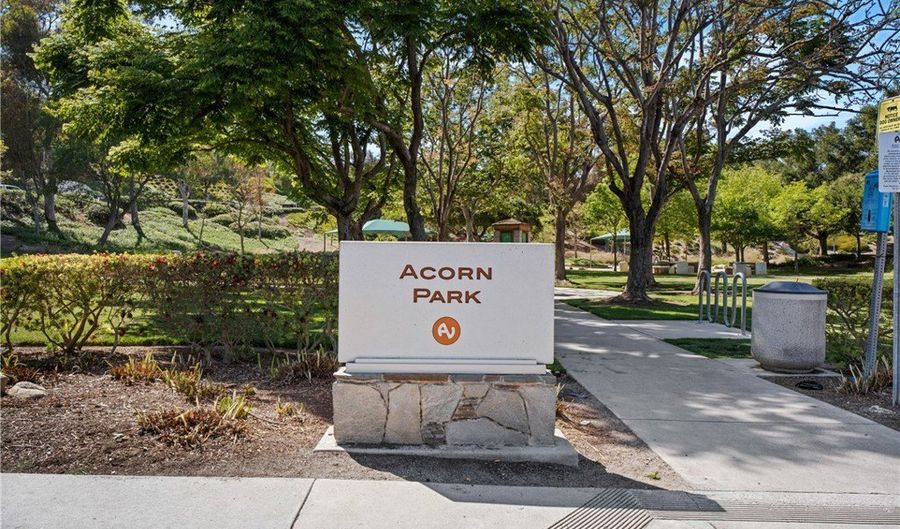 2 Chestnut Dr, Aliso Viejo, CA 92656 - 3 Beds, 3 Bath