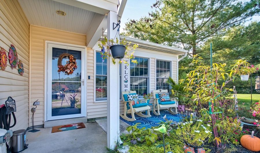 2737 YEOMANS LANTERN Ct, Annapolis, MD 21401 - 2 Beds, 2 Bath