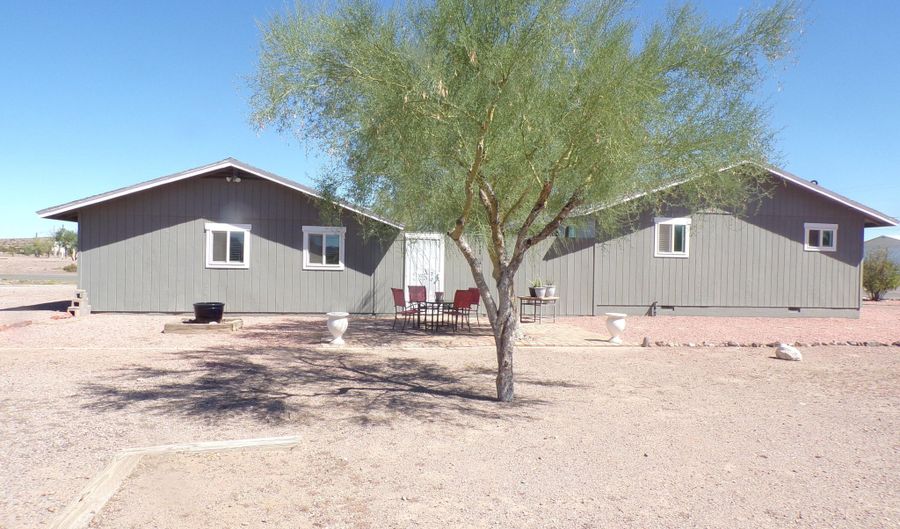 44351 Main St, Bouse, AZ 85325 - 1 Beds, 1 Bath