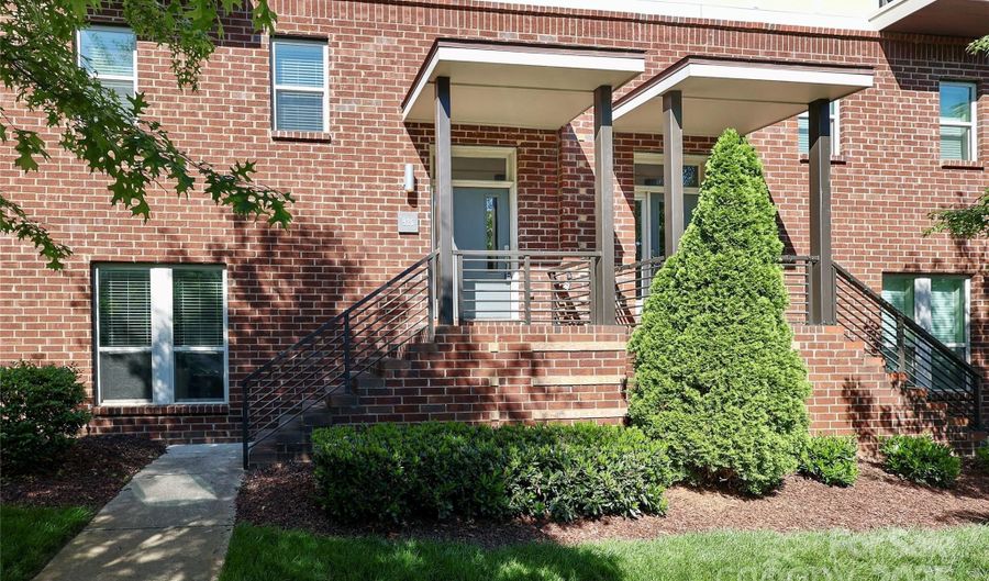 926 Steel House Blvd, Charlotte, NC 28205 - 3 Beds, 4 Bath
