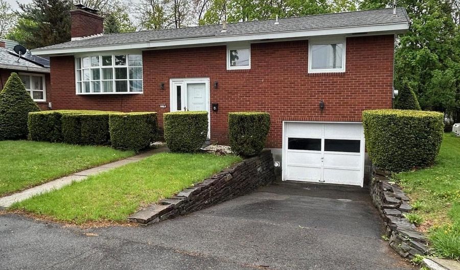 118 Kenosha St, Albany, NY 12209 - 3 Beds, 2 Bath