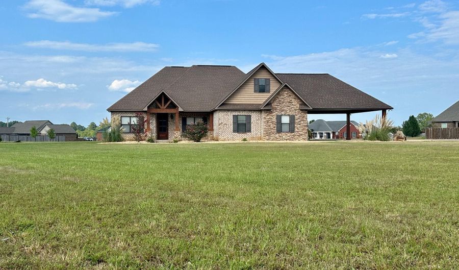17 Drive In Rd, Belmont, MS 38827 - 3 Beds, 3 Bath