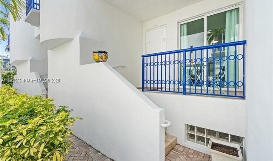 1101 101st St 8, Bay Harbor Islands, FL 33154 - 3 Beds, 3 Bath