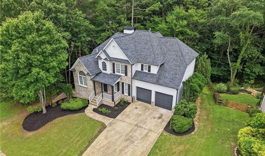 112 Adelaide Xing, Acworth, GA 30101 - 5 Beds, 4 Bath