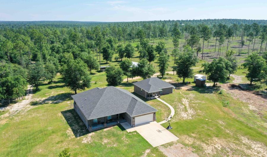 6249 Highway 4, Baker, FL 32531 - 5 Beds, 4 Bath