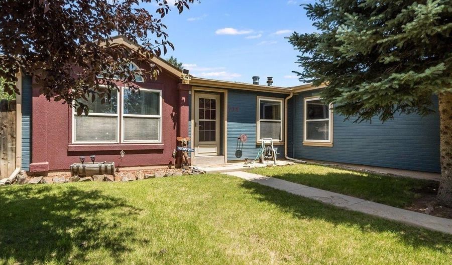 714 SUNRIDGE Dr, Cheyenne, WY 82007 - 3 Beds, 2 Bath
