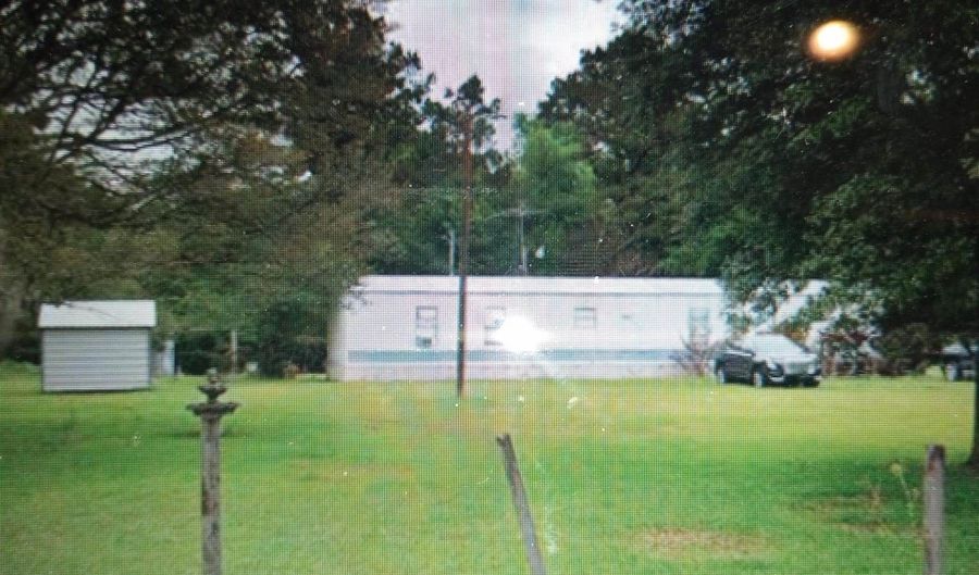 71 S Fork Dr, Carriere, MS 39426 - 2 Beds, 2 Bath