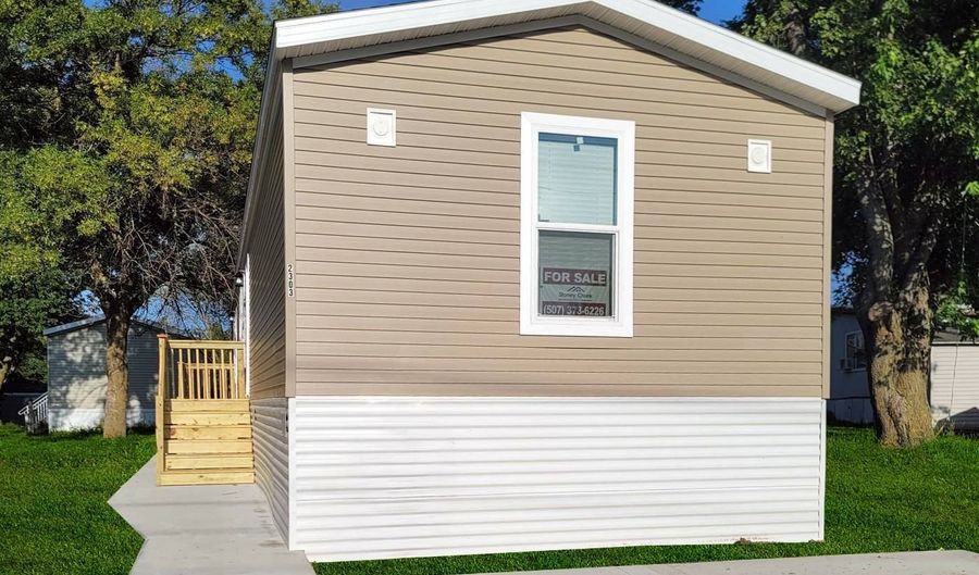 2303 Ethel Ave Lot 49, Albert Lea, MN 56007 - 3 Beds, 2 Bath