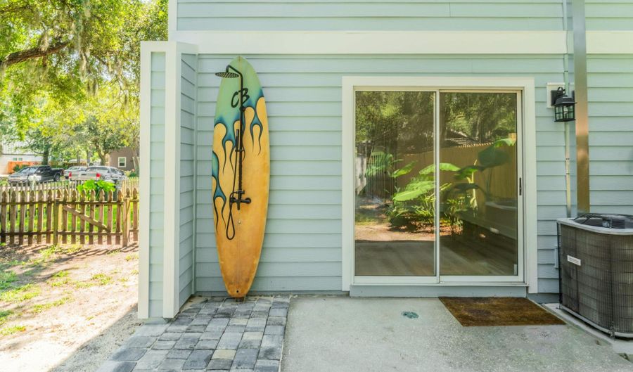 798 MAIN St, Atlantic Beach, FL 32233 - 2 Beds, 2 Bath