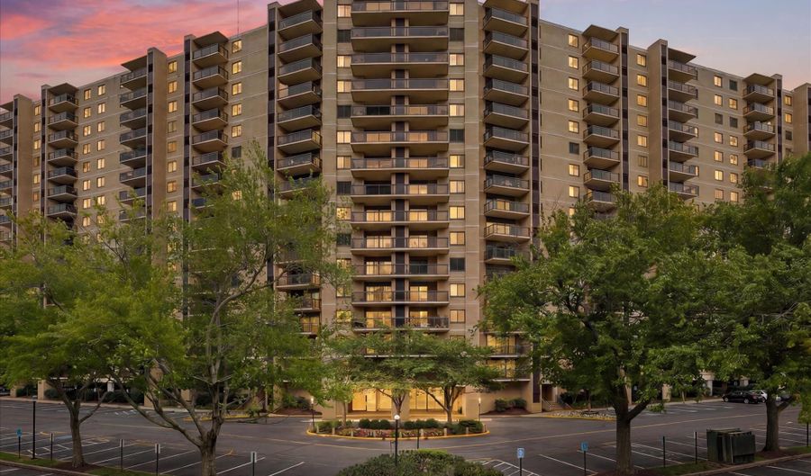 309 YOAKUM Pkwy 1002, Alexandria, VA 22304 - 2 Beds, 2 Bath