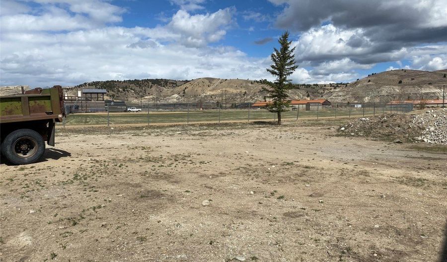 202 Harrison St, Anaconda, MT 59711 - 0 Beds, 0 Bath
