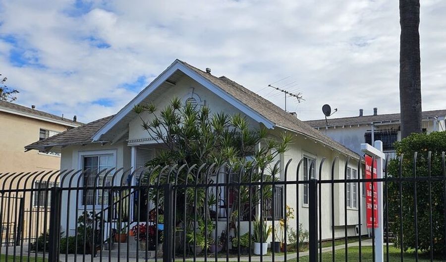 3722 MAPLE Ave, Los Angeles, CA 90011 - 6 Beds, 0 Bath