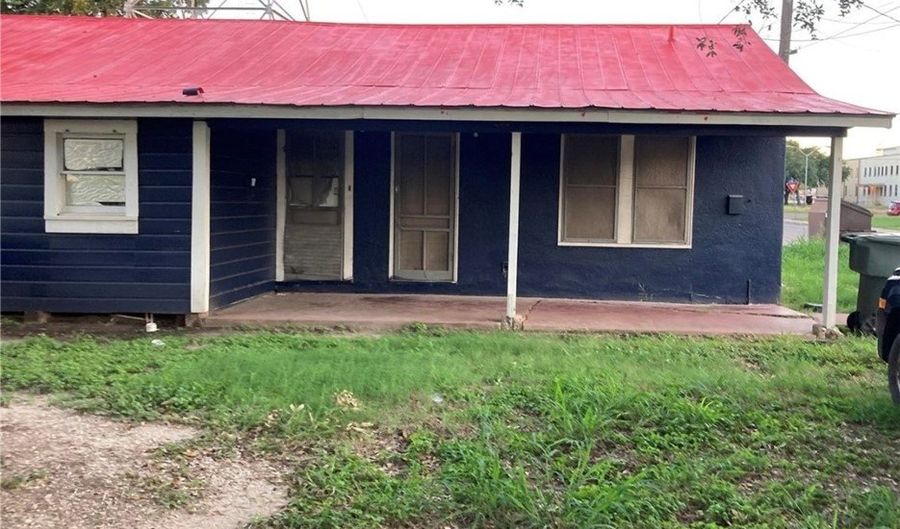 602 E 4th St, Alice, TX 78332 - 1 Beds, 1 Bath
