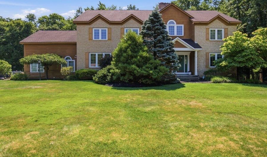 136 Brandon Ter, Albany, NY 12203 - 5 Beds, 5 Bath