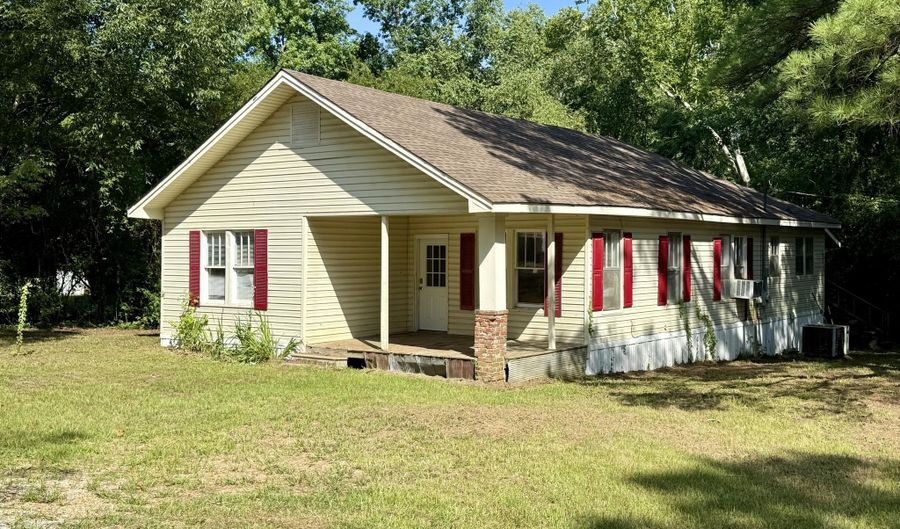 60013 Shumpert, Amory, MS 38821 - 3 Beds, 2 Bath